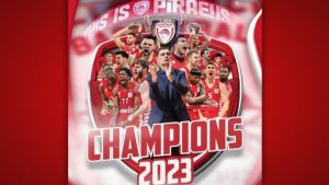 LIVE: Η φιέστα του Ολυμπιακού για την κατάκτηση του πρωταθλήματος