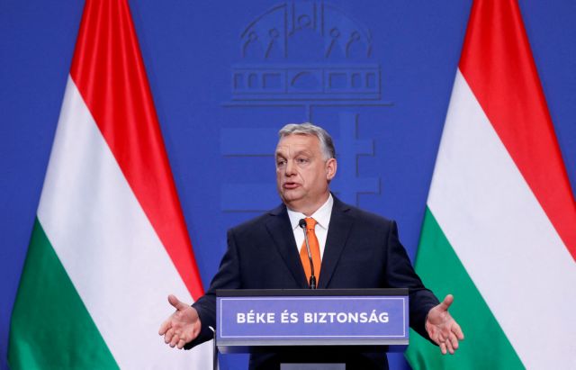 Βαγόνια μεταναστών προς την Ουγγαρία φοβάται ο Ορμπαν