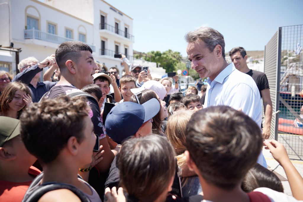 Μητσοτάκης: Τον πλούτο που δημιουργούμε τον μοιράζουμε δίκαια πρώτα στους πιο αδύναμους