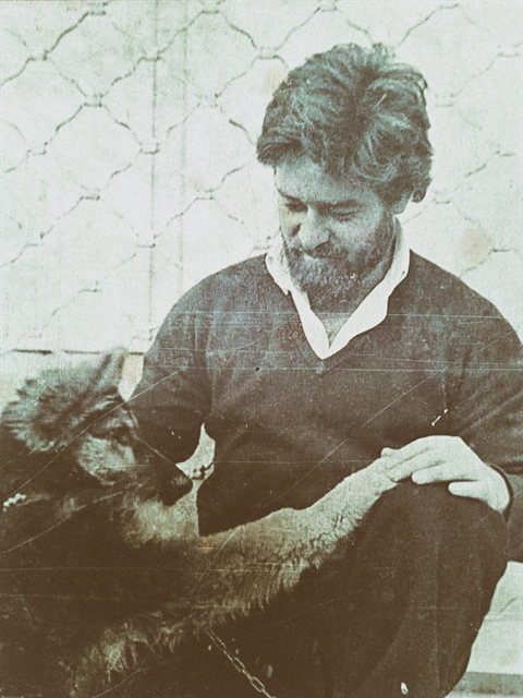 Στην πάλη του φωτός με το σκοτάδι επέλεγε το φως