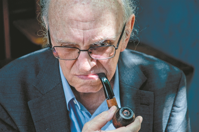 «Ο Σέρλοκ Χολμς μού κάθεται στο στομάχι»