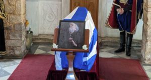 Γιάννης Μαρκόπουλος: Σε λαϊκό προσκύνημα η σορός του