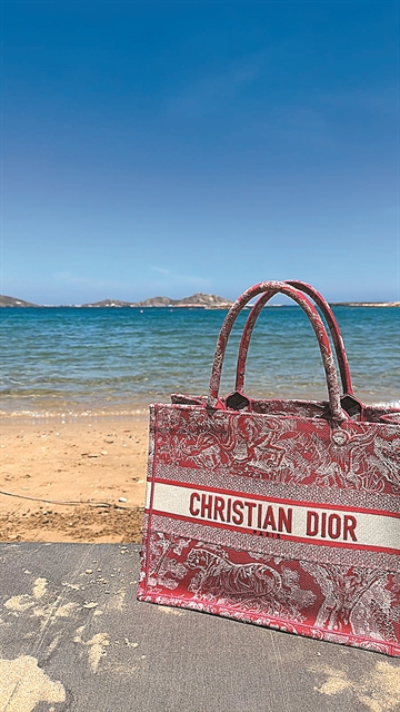 Ντύνοντας ιστορίες της Επανάστασης…