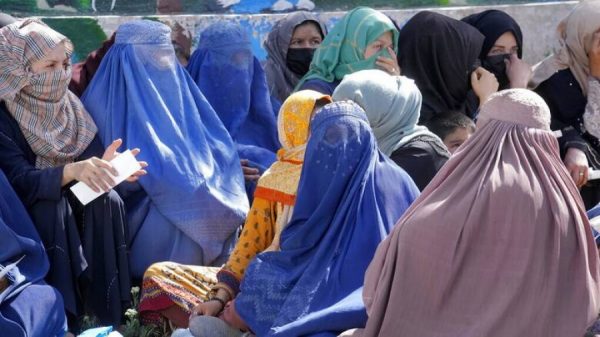 Αφγανιστάν: 60 μαθήτριες νοσηλεύθηκαν αφού δηλητηριάσθηκαν στο σχολείο | tanea.gr