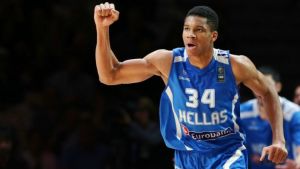 Ο Γιάννης Αντετοκούνμπο και η εθνική υποχρέωση