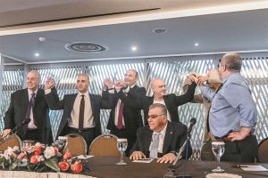 Γιατί παραιτήθηκε ο ανακριτής του Qatargate