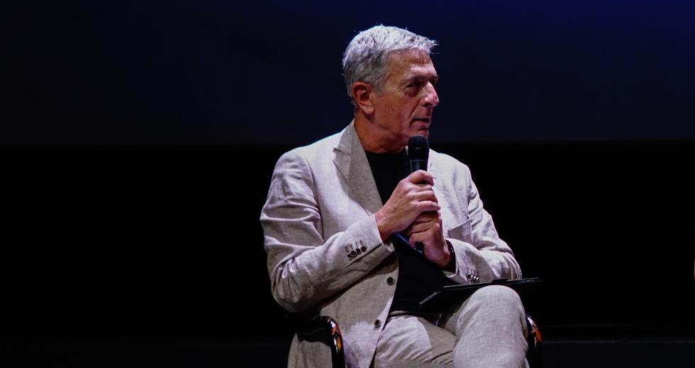 «Δεν γίνεται να δείξουμε αυτές τις δημοσκοπήσεις στον Τσίπρα»