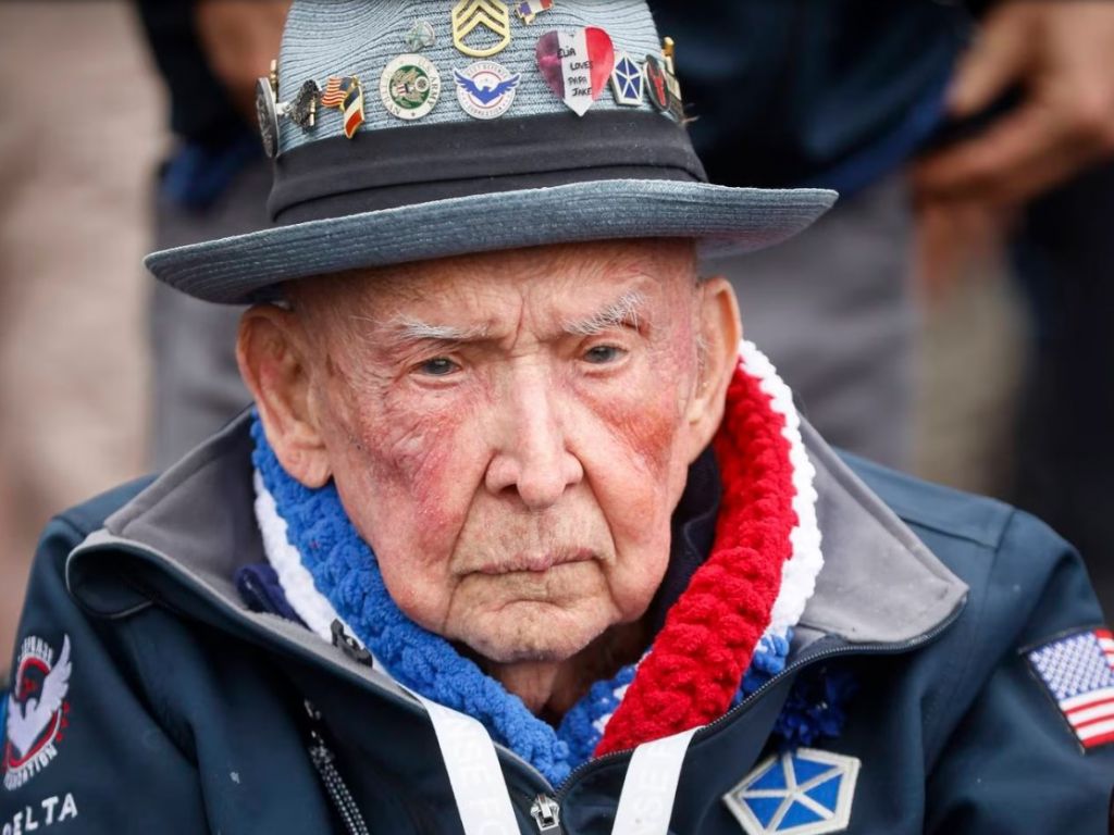 Βετεράνος της απόβασης στη Νορμανδία με 600.000 ακολούθους στο tik tok