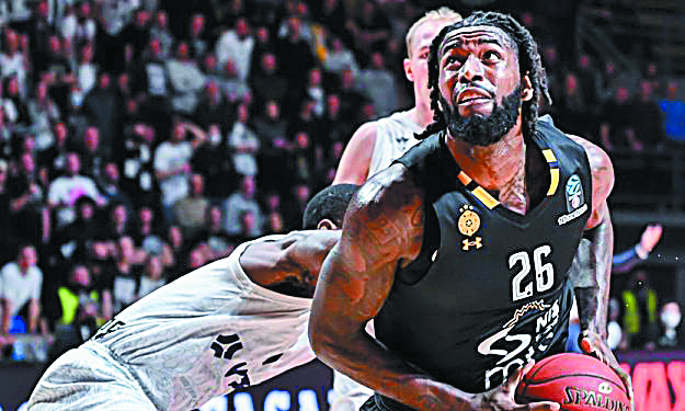 Ψηλώνει με Λεσόρ