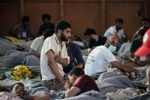 Ναυάγιο στην Πύλο: Σβήνουν οι ελπίδες για επιζώντες – Συγκλονίζουν οι μαρτυρίες των διασωθέντων