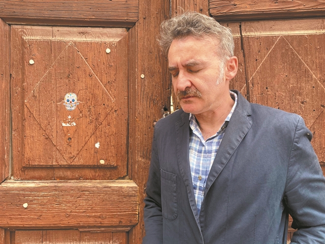 Νίκος Ορφανός