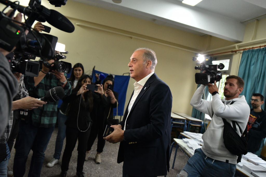 Μονή Εσφιγμένου κατά Βελόπουλου: Επιβεβαιώνει ότι είχε παράνομες συναλλαγές με καταληψίες στο Άγιο Όρος