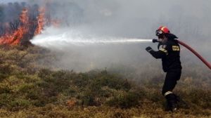 Κηφισιά: Υπό έλεγχο η φωτιά σε δασική έκταση