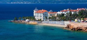 Τουρισμός: Δείτε πώς θα πάρετε τα 150 ευρώ για διακοπές στην Εύβοια