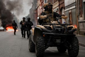 Ο Μακρόν ανέβαλε την επίσημη επίσκεψή του στη Γερμανία – Τραβά το σχοινί ο υπ. Εσωτερικών
