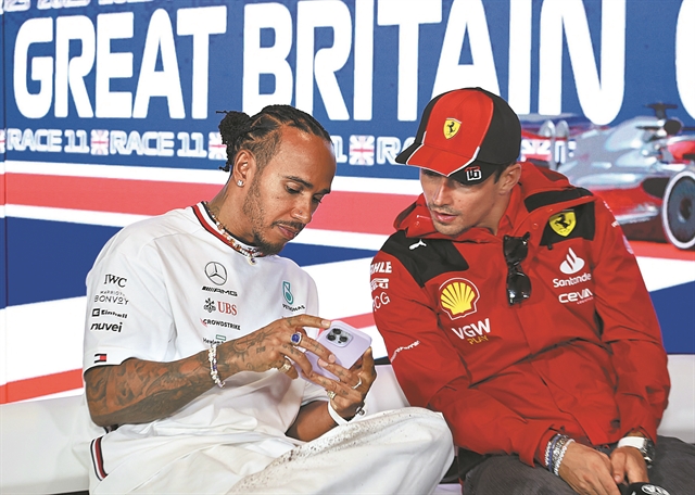 Ολο κάτι τους φταίει