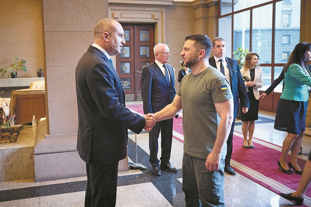 «Live» επίθεση του Ζελένσκι στον πρόεδρο της Βουλγαρίας