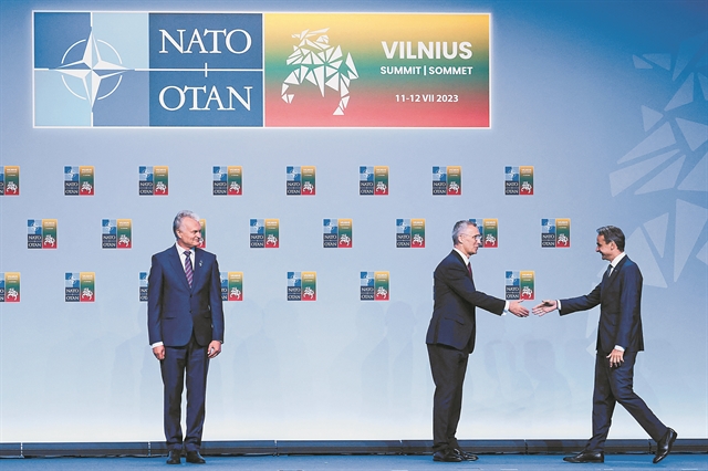 Ατζέντα επανεκκίνησης με «κόκκινες γραμμές»