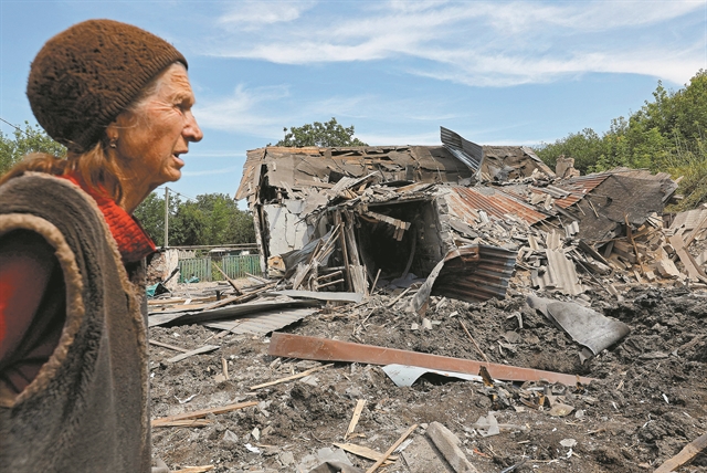 Τουλάχιστον έξι άμαχοι νεκροί από χτυπήματα ρωσικών πυραύλων