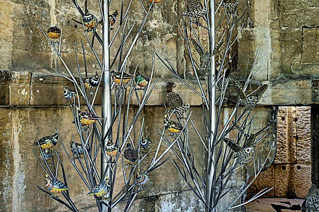 Τα μεταλλικά δέντρα των Αέρηδων