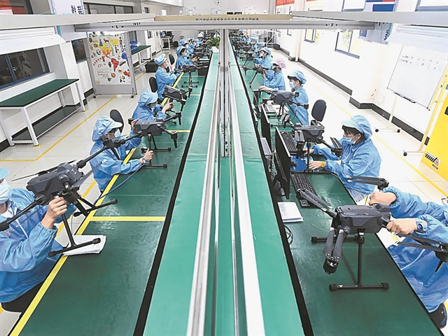 Φρένο στους ρυθμούς ανάπτυξης της Κίνας