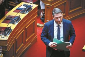 Πού στοχεύει ο Ανδρουλάκης