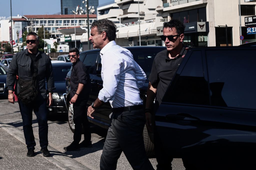 Στο υπ. Περιβάλλοντος ο Μητσοτάκης