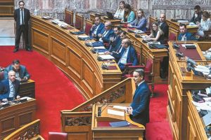 Αντιπολίτευση στην αντιπολίτευση από τη ΝΔ