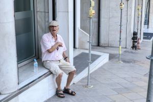 Πώς θα λειτουργήσει το Δημόσιο τις μέρες του καύσωνα – Τηλεργασία και ευπαθείς ομάδες