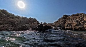 Σε σοβαρή κατάσταση ο 12χρονος που ανασύρθηκε χωρίς τις αισθήσεις του από τη θάλασσα και τον επανέφεραν