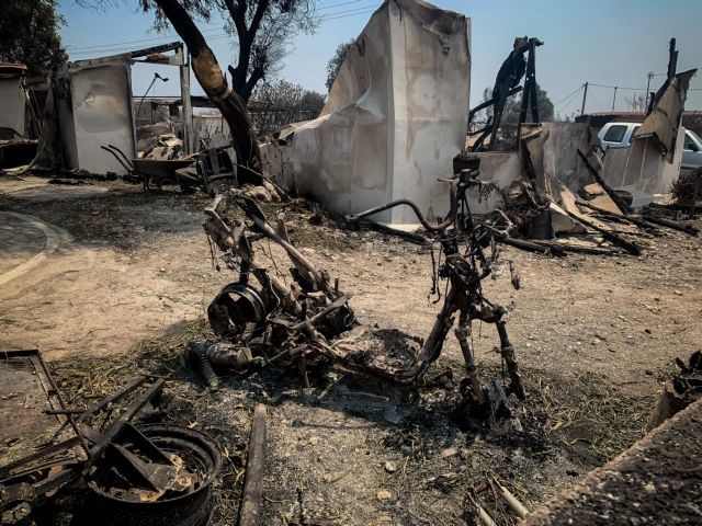 Φωτιά στη Ρόδο: Αρχισε η καταγραφή των ζημιών από την πυρκαγιά