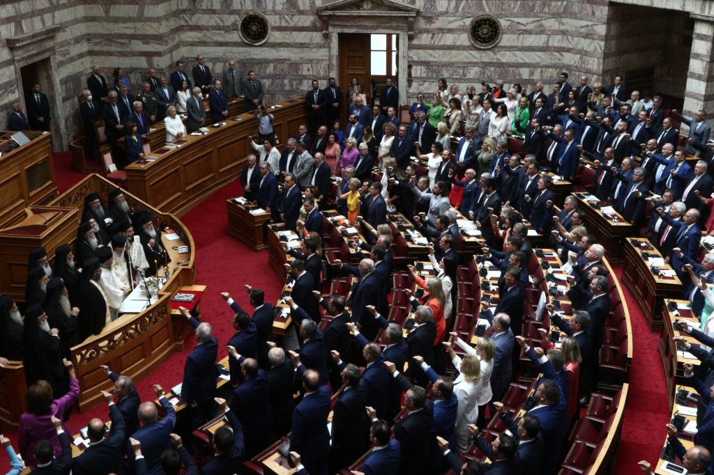 Βουλή: Δέσμευση Τασούλα σε ΣΥΡΙΖΑ για το χωροταξικό με τους Σπαρτιάτες