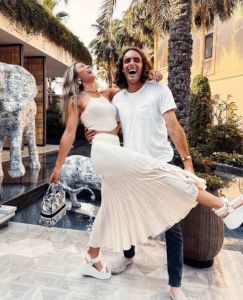 Στέφανος Τσιτσιπάς: Με την αγαπημένη του Πάουλα στα ελληνικά νησιά