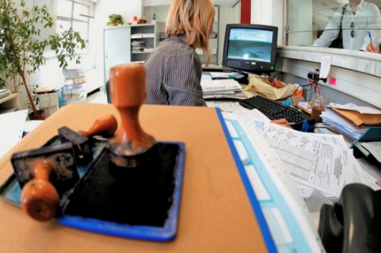 Τρεις παρεμβάσεις για ένα «νέο Δημόσιο»