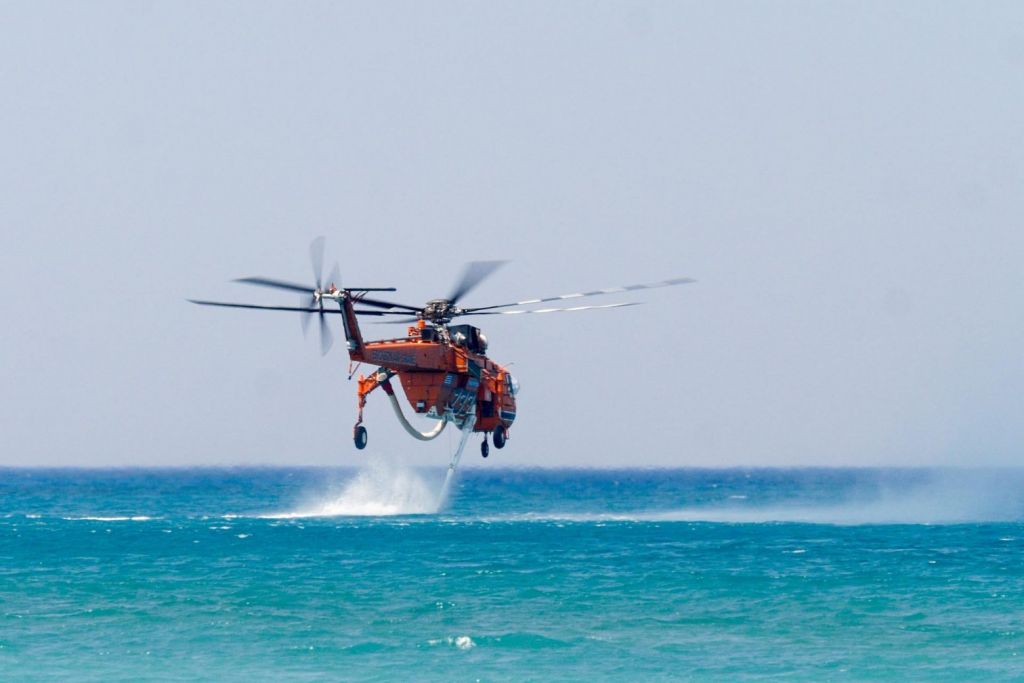 Άγιο Όρος: Φωτιά στο δάσος στη Μονή Μεγίστης Λαύρας