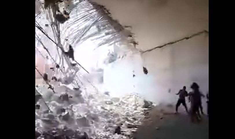 Συγκλονιστικό βίντεο κάτω από τη γέφυρα στην Πάτρα λίγο πριν καταρρεύσει