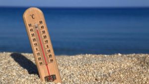 Καύσωνας διαρκείας: Ποιες θα είναι οι δύο πιο θερμές ημέρες – Έκτακτα μέτρα και αγωνία την αντοχή των υποδομών
