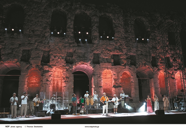 Υπόκλιση στον Ζιλμπέρτο Ζιλ