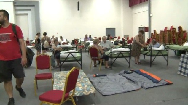 Στο Εκθεσιακό Κέντρο Βόλου θα περάσουν το βράδυ όσοι απομακρύνθηκαν από τη Νέα Αγχίαλο