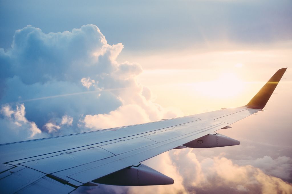 Αναστάτωση σε αεροπλάνο: Επιβάτης αναψε τσιγάρο σε πτήση