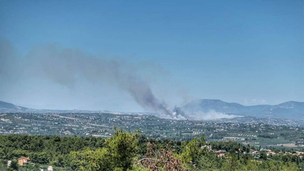 Σχηματάρι: Νέα φωτιά καίει αγροτική έκταση
