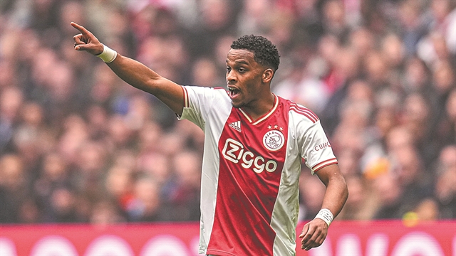 Η Αρσεναλ αλλάζει με Τίμπερ