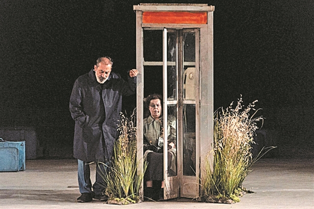 ΠΕΘΑΝΕ Η ΕΙΡΗΝΗ ΦΙΛΙΠΠΑΚΗ-WARBURTON