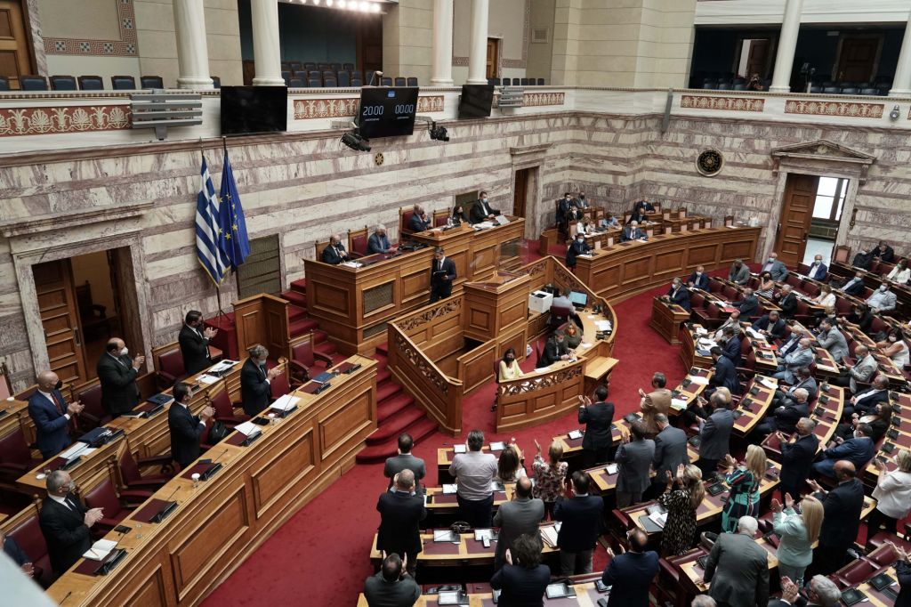 Ορκίζεται η νέα Βουλή – Όλη η διαδικασία της συνεδρίασης – Πότε εκλέγεται ο νέος πρόεδρος