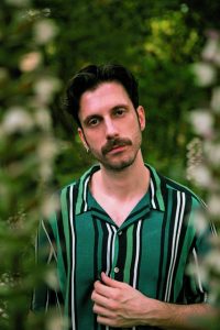 «Ο κόσμος μπορεί να ταυτιστεί με κάτι που δεν είναι εμπορικό»