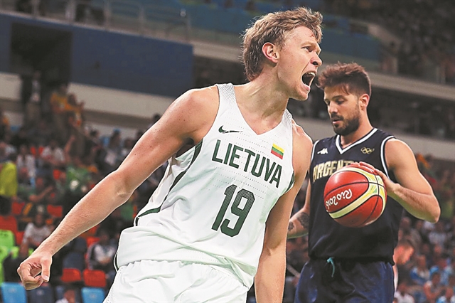 Στην ΑΕΚ συναντά ξανά τον Ζοάν Πλάθα