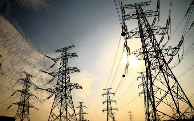 Κλειστή η Αθηνών – Σουνίου στην Αλθέα λόγω πτώσης ηλεκτροφόρων καλωδίων