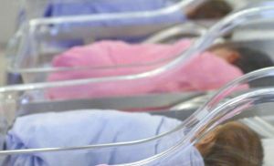 Παράνομες υιοθεσίες στα Χανιά: Ο ρόλος των «μεσιτριών» – «Νόμιμη υιοθεσία με ανταλλαγή χρημάτων δεν υπάρχει»
