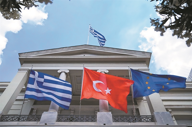 Ιστορία και γεωγραφία για δυνατούς λύτες