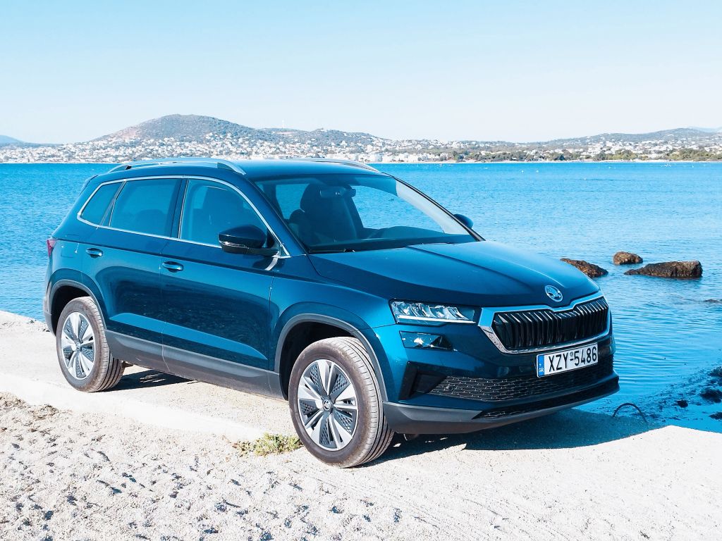 Skoda Karoq: Ανανεωμένο και με εφόδιο τις οικογενειακές προδιαγραφές